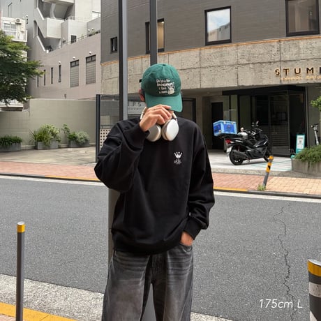 crown logo sweat