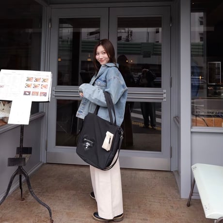multi pocket bag