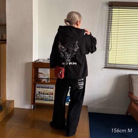 COLLECTIVE HEART HOODIE