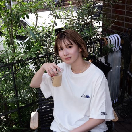 standard logo tee