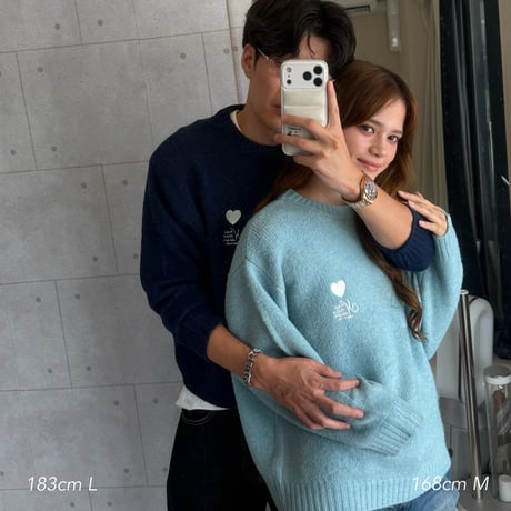 logo luv knit