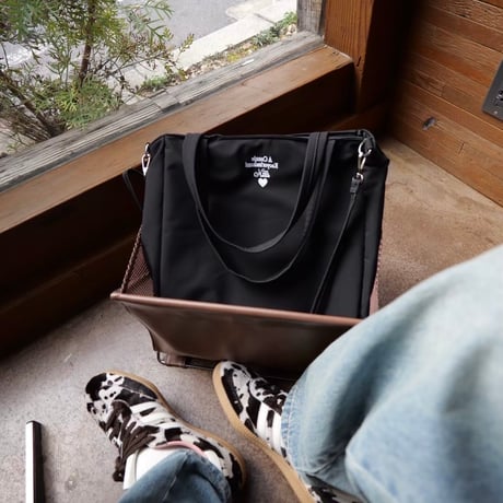 multi pocket bag