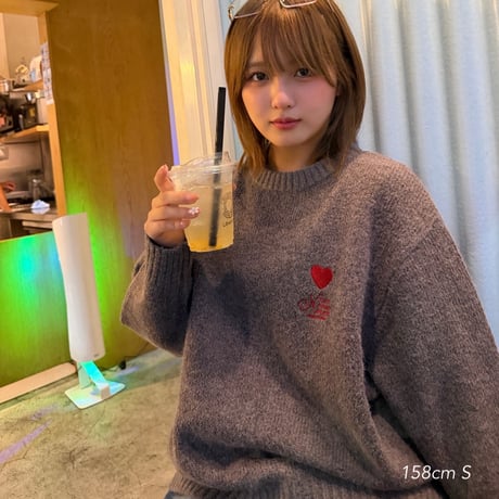 logo luv knit