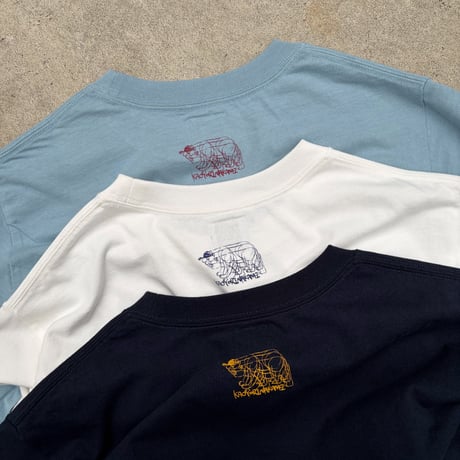 crown art tee
