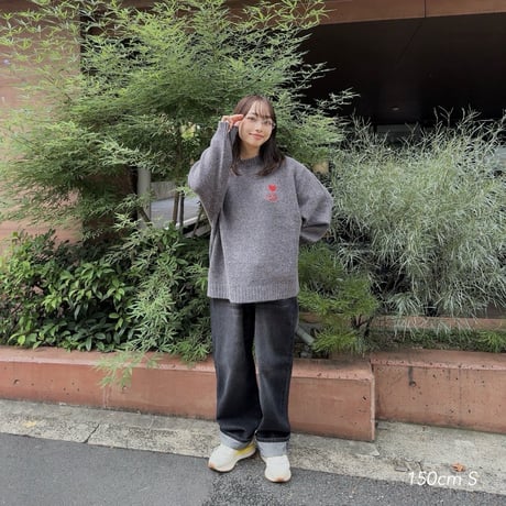 logo luv knit