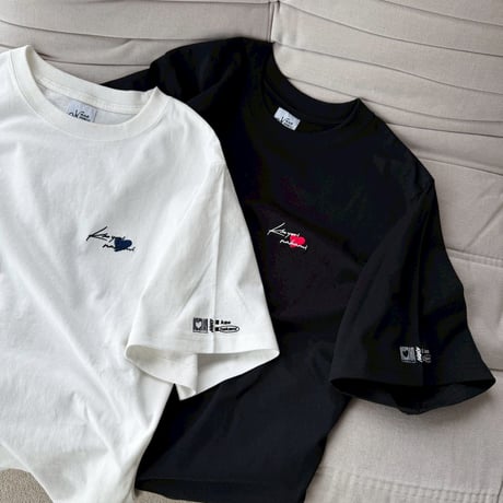standard logo tee