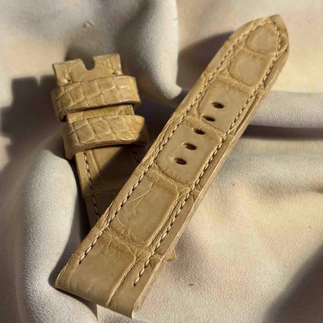 exh-84 タンニン鞣しクロコダイルレザー 腕時計ベルト  (ラグ幅24mm - バックル幅22mm)