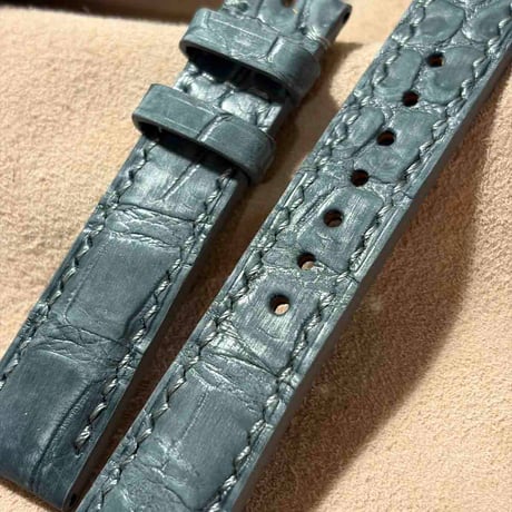 cro-2229  クロコダイル ヌバック仕上げ  腕時計ベルト グレー (ラグ幅18 mm - バックル幅16 mm)