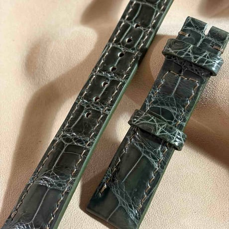 cro-2174 クロコダイル  腕時計ベルト グロス仕上げ オリーブ (ラグ幅19 mm - バックル幅16 mm)