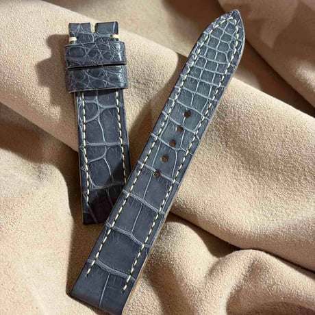 exh-97 アリゲーター インクブラック 腕時計ベルト  (ラグ幅20mm - バックル幅18mm)