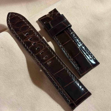 cro-2182 クロコダイル  腕時計ベルト グロス仕上げ ダークブラウン (ラグ幅24 mm - バックル幅22 mm)