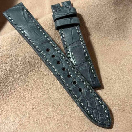 cro-2229  クロコダイル ヌバック仕上げ  腕時計ベルト グレー (ラグ幅18 mm - バックル幅16 mm)