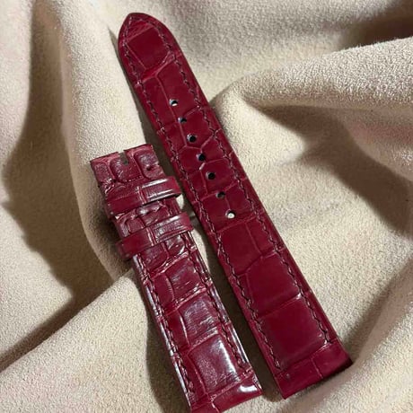 cro-2210 クロコダイル  腕時計ベルト レッドプルーン (ラグ幅20 mm - バックル幅18 mm)