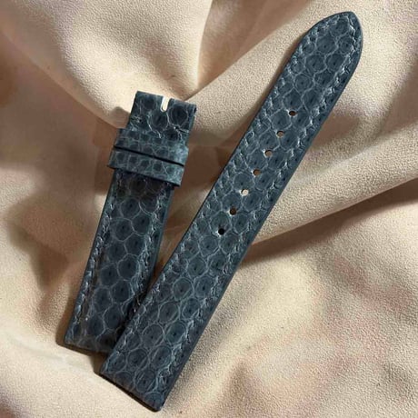 sna-185 シースネイク（ウミヘビ）グレー 腕時計ベルト  (ラグ幅20mm - バックル幅18 mm)