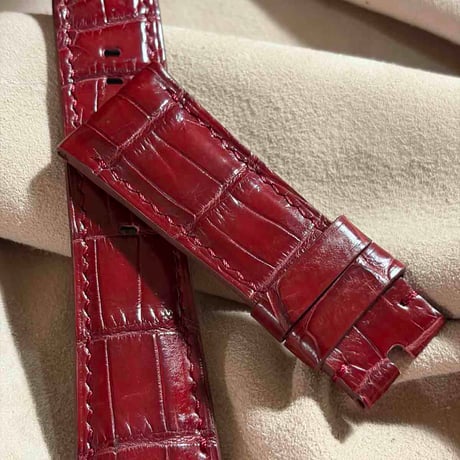 cro-2213 クロコダイル  腕時計ベルト レッドプルーン (ラグ幅26 mm - バックル幅22 mm)