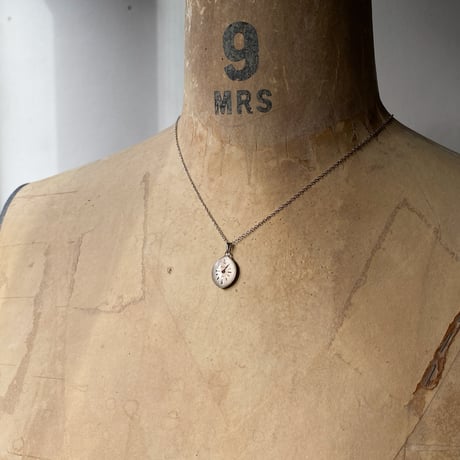 【new!!】antique teardrop dial necklace "BULOVA"【K1071】