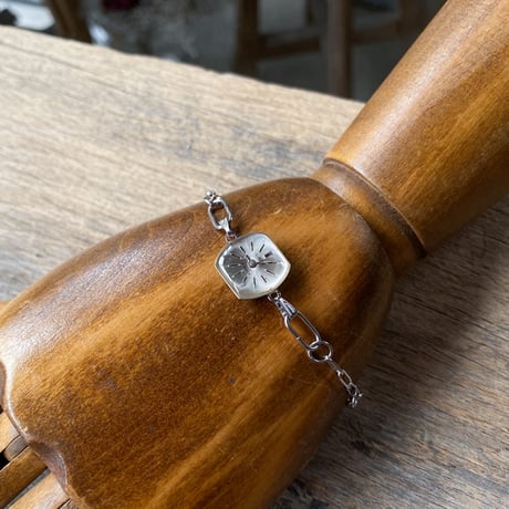 【new!!】antique tonneau dial stainless bracelet 【K0886】