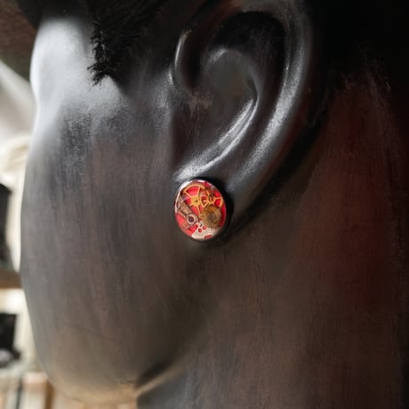【new!!】CLOPOA BLACK standard pierced earrings salmon red【K1065】
