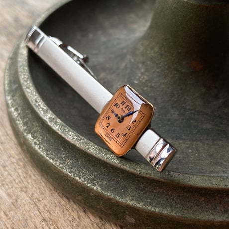 【new!!】antique square dial tiepin "copper tone" 【K1046】