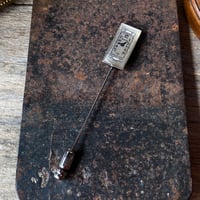 【new!!】antique dial hatpin/lapelpin "BENRUS"【K1061】