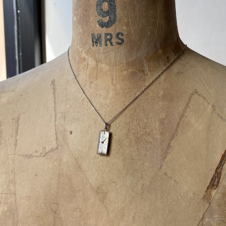 【new!!】antique rectangle dial necklace "BULOVA" 【K1059】