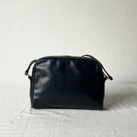 courrèges オールドクレージュ 70s80sヴィンテージ 本革 レザーショルダーバッグ ダークネイビー メタルACロゴ  フランス製 made in france