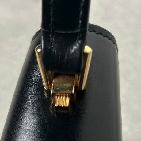 GUCCI  オールドグッチ 70sヴィンテージ ボックスカーフ ケリー型ハンドバッグ 筆記体ロゴ ブラック/ゴールド金具  付属品(保存袋 レザーミニポーチ フラッシャー)有 極美品