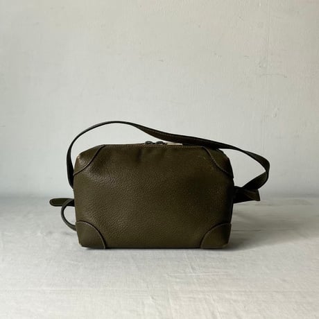 GUCCI  オールドグッチ 70s クレストタグ オーバルインターロッキング レザー ミニショルダーバッグ オリーブ ミリタリーグリーン 本革 ゴールド金具 made in italy 良品
