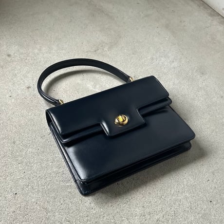GUCCI  オールドグッチ 70sヴィンテージ ボックスカーフ ケリー型Wフラップハンドバッグ 筆記体ロゴ ダークネイビー/ゴールド金具  付属品(保存袋 付属ミラー)有 極美品