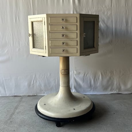 1940-50s NAKAJIMA DENTAL MFG. CO., LTD  ヴィンテージ ロータリーキャビネット ガラスつまみ ダイヤガラス 360度回転式 歯科用備品棚 什器 良品