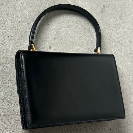 GUCCI  オールドグッチ 70sヴィンテージ ボックスカーフ ケリー型ハンドバッグ 筆記体ロゴ ブラック/ゴールド金具  付属品(保存袋 レザーミニポーチ フラッシャー)有 極美品