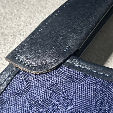 CELINE オールドセリーヌ 70sヴィンテージ  Cマカダム（Cサルキー） 馬車ロゴレザーエンブレム  くり手 ハンドバッグ くり抜きトート ネイビー デッドストック未使用品