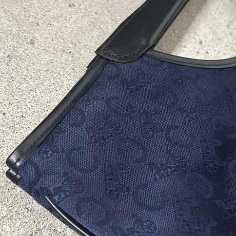CELINE オールドセリーヌ 70sヴィンテージ  Cマカダム（Cサルキー） 馬車ロゴレザーエンブレム  くり手 ハンドバッグ くり抜きトート ネイビー デッドストック未使用品