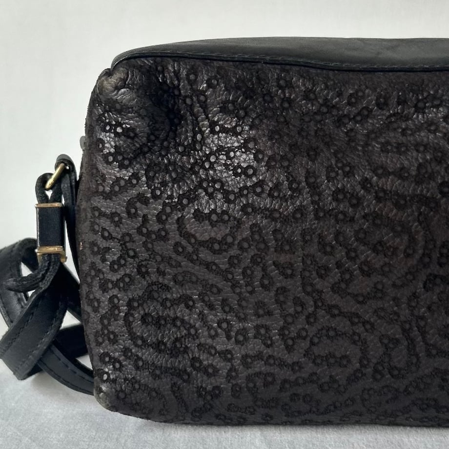 6a72af1075fe89375e81720a