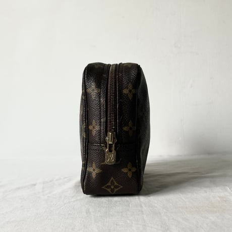 LOUIS VUITTON  ルイ・ヴィトン  モノグラムライン「トゥルース・トワレット23」M47524  70s80sヴィンテージ 布製織りタグ フランス製 made in France