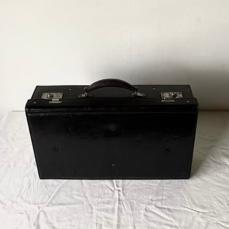 60s-70s ヴィンテージ レザー トランクケース ブラック/シルバー金具