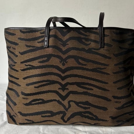 FENDI フェンディ タイガーパターン キャンバス ロールバッグ（トートバッグ）TABACCO+MORO 軽量/シンプルデザイン 2000年代後期 付属品あり 美品