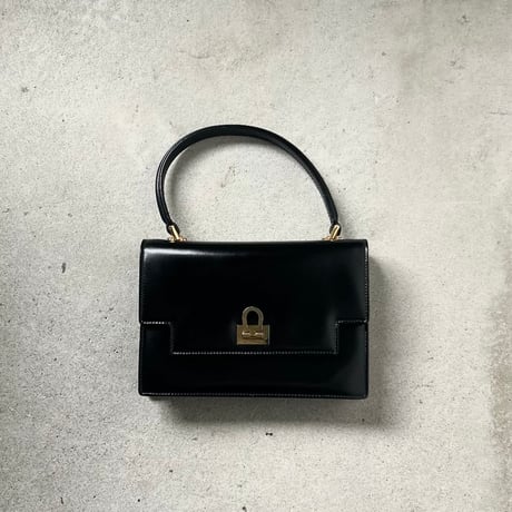 GUCCI  オールドグッチ 70sヴィンテージ ボックスカーフ ケリー型ハンドバッグ 筆記体ロゴ ブラック/ゴールド金具  付属品(保存袋 レザーミニポーチ フラッシャー)有 極美品