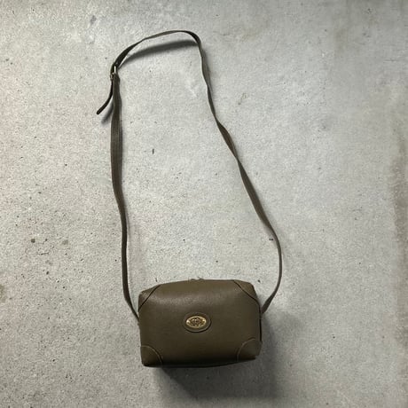 GUCCI  オールドグッチ 70s クレストタグ オーバルインターロッキング レザー ミニショルダーバッグ オリーブ ミリタリーグリーン 本革 ゴールド金具 made in italy 良品