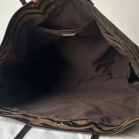 FENDI フェンディ タイガーパターン キャンバス ロールバッグ（トートバッグ）TABACCO+MORO 軽量/シンプルデザイン 2000年代後期 付属品あり 美品