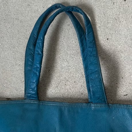 60s-70s ヴィンテージ レザー トートバッグ ショルダーバッグ  セルリアンブルー 本革 立体3ポケット  日本古道具 japan vintage⁠