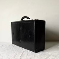 60s-70s ヴィンテージ レザー トランクケース  ブラック/シルバー金具 本革 黒 アタッシュケース  Y.S.&Co.鍵金具 店舗什器 日本古道具 japan vintage⁠