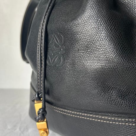 LOEWE ロエベ    オールドロエベ 80sヴィンテージ アナグラム レザー 巾着型 2WAYショルダーバッグ made in spain 美品