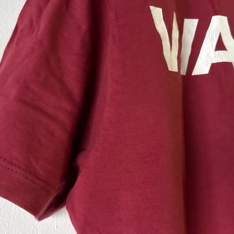 (B) WASEDA 早稲田大学 Ｔシャツ (Mサイズ) 90s00s アーカイブ カレッジロゴ フクちゃんプリント エンジ 角帽イラスト 両面ロゴプリント ヴィンテージT 古着 中古 良品