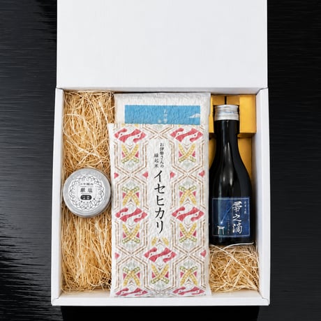 商品ラインナップ | 伊勢之里・ヒカリ酒販オンラインショップ