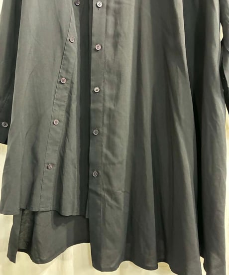 REGULATION yohji yamamoto ボタンロングブラウス（FQ-B51-200）