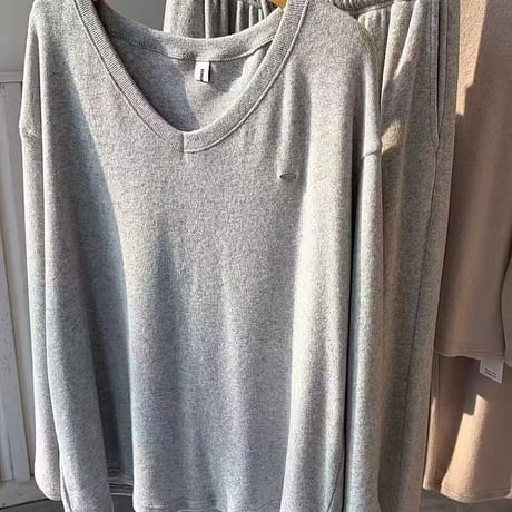 0990 🉐セットアップ🉐Soft V-Neck Relax Set-Up