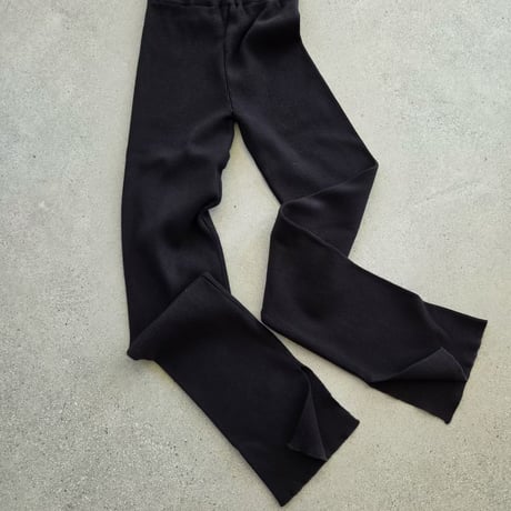 【数量限定】SLIT RIB FLARE ニットLEGGINGS