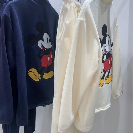 1072 🉐BACK MICKEYハーフZIPセットアップ🉐/3カラー