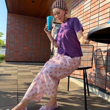 【即納】　eee ♥️rosęliberty crop pants2カラー